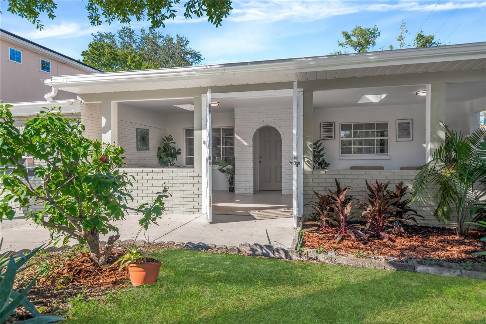 3501 W PRICE AVE
