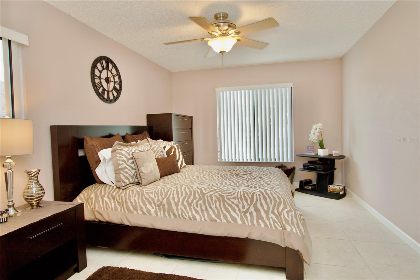 4663 SWALLOWTAIL DR