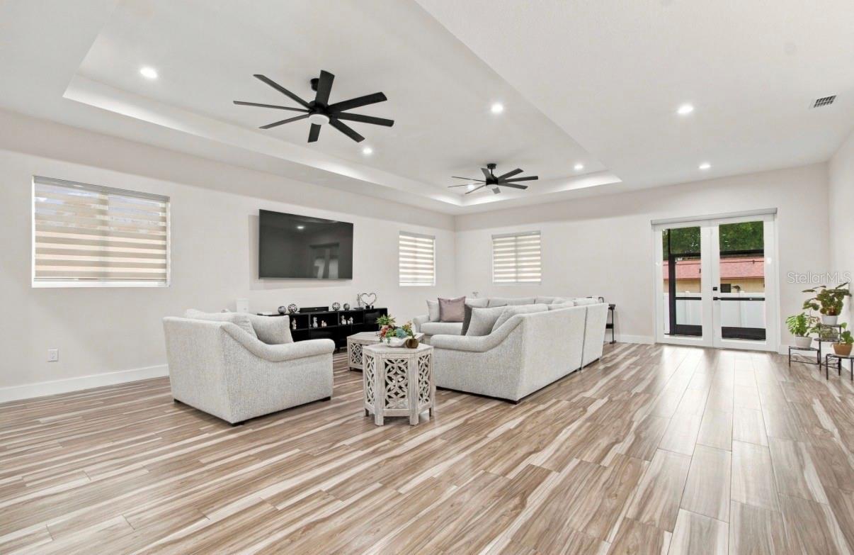 13204 LAKE MAGDALENE BLVD