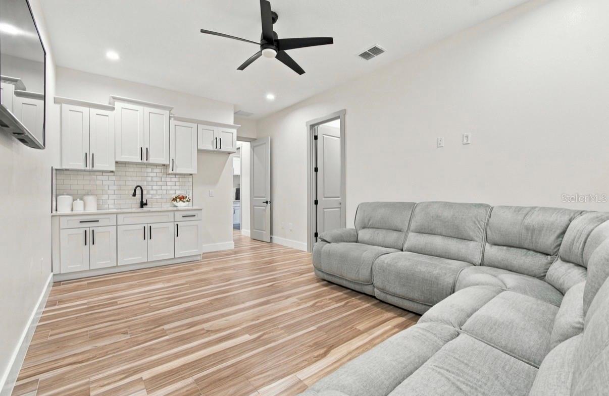 13204 LAKE MAGDALENE BLVD