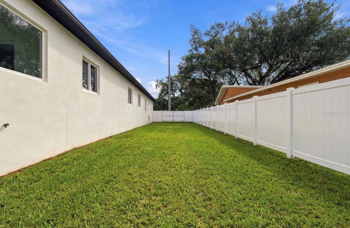 13204 LAKE MAGDALENE BLVD