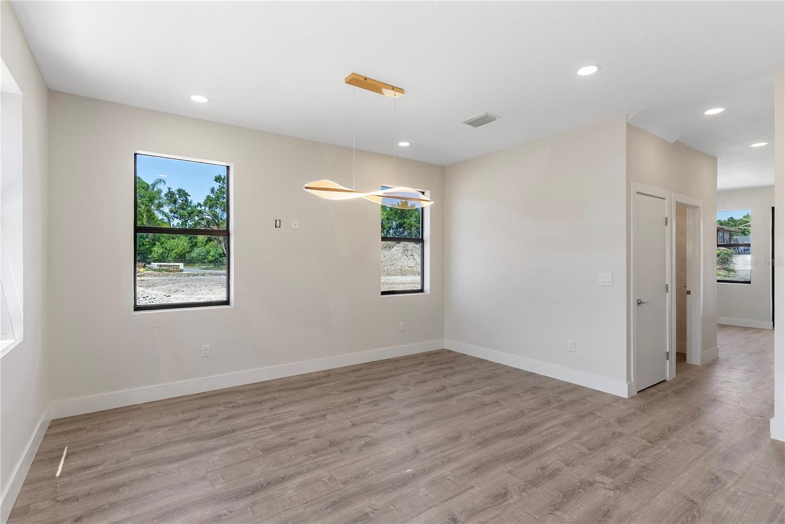 8405 MODANO PL