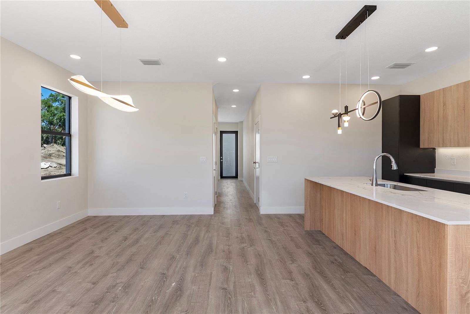 8405 MODANO PL