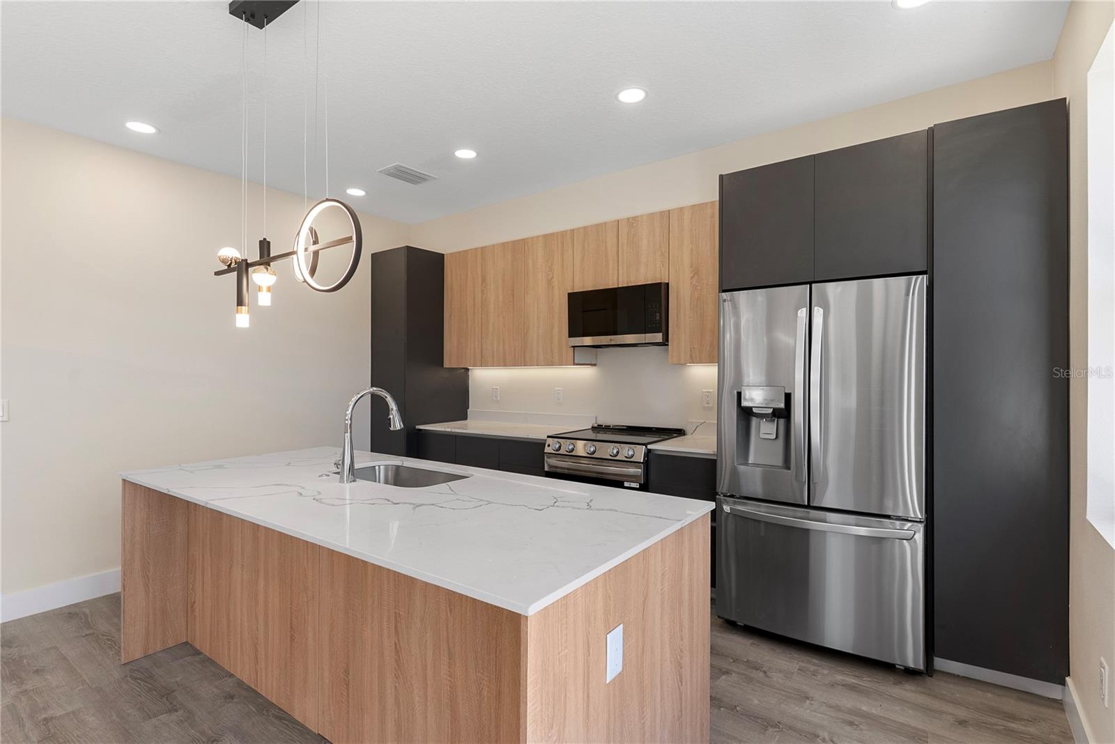 8405 MODANO PL