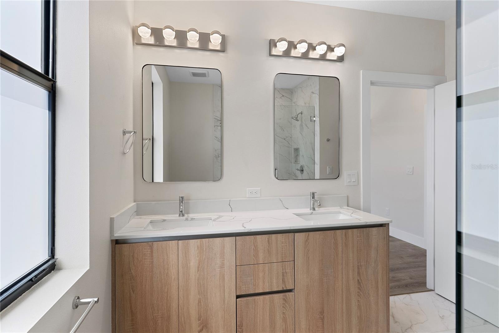 8405 MODANO PL