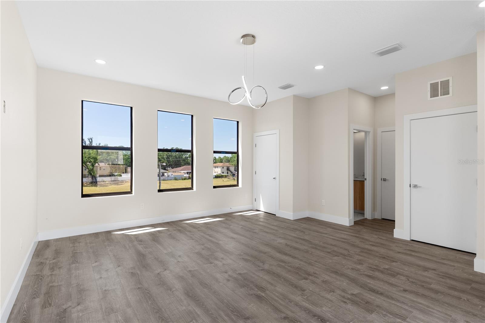 8405 MODANO PL