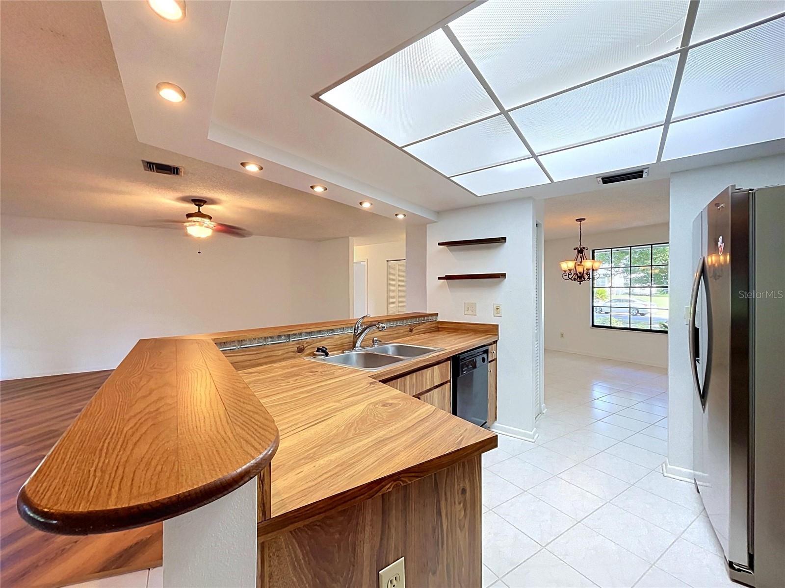 1413 WINDJAMMER LOOP