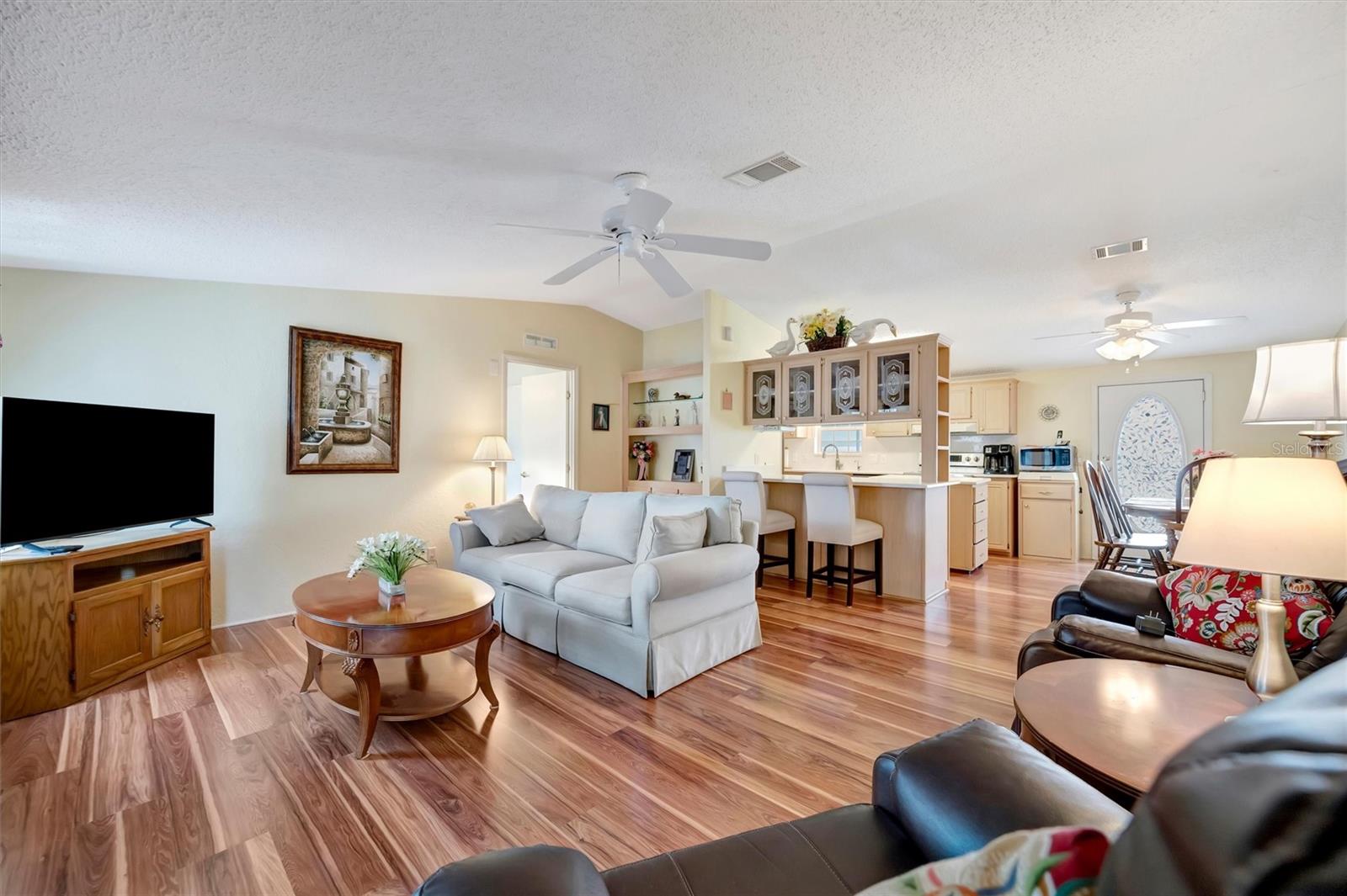 211 S PORT ROYAL LN #523