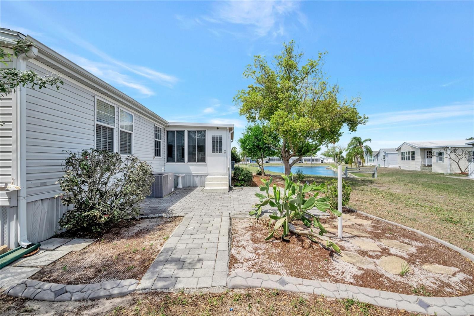 211 S PORT ROYAL LN #523