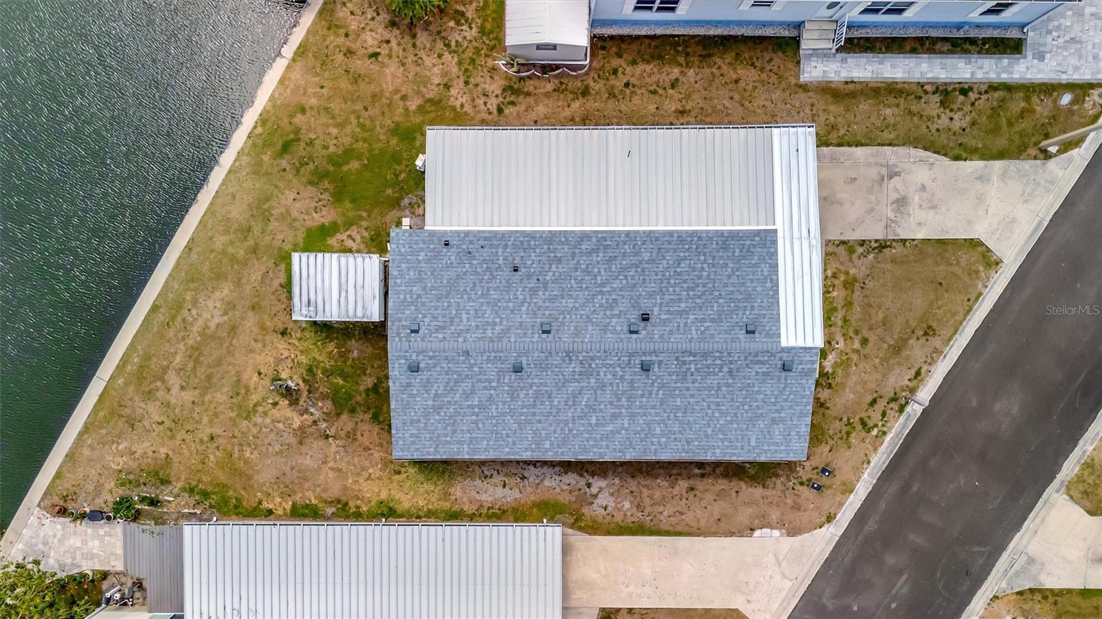 119 E SAINT JOHNS WAY