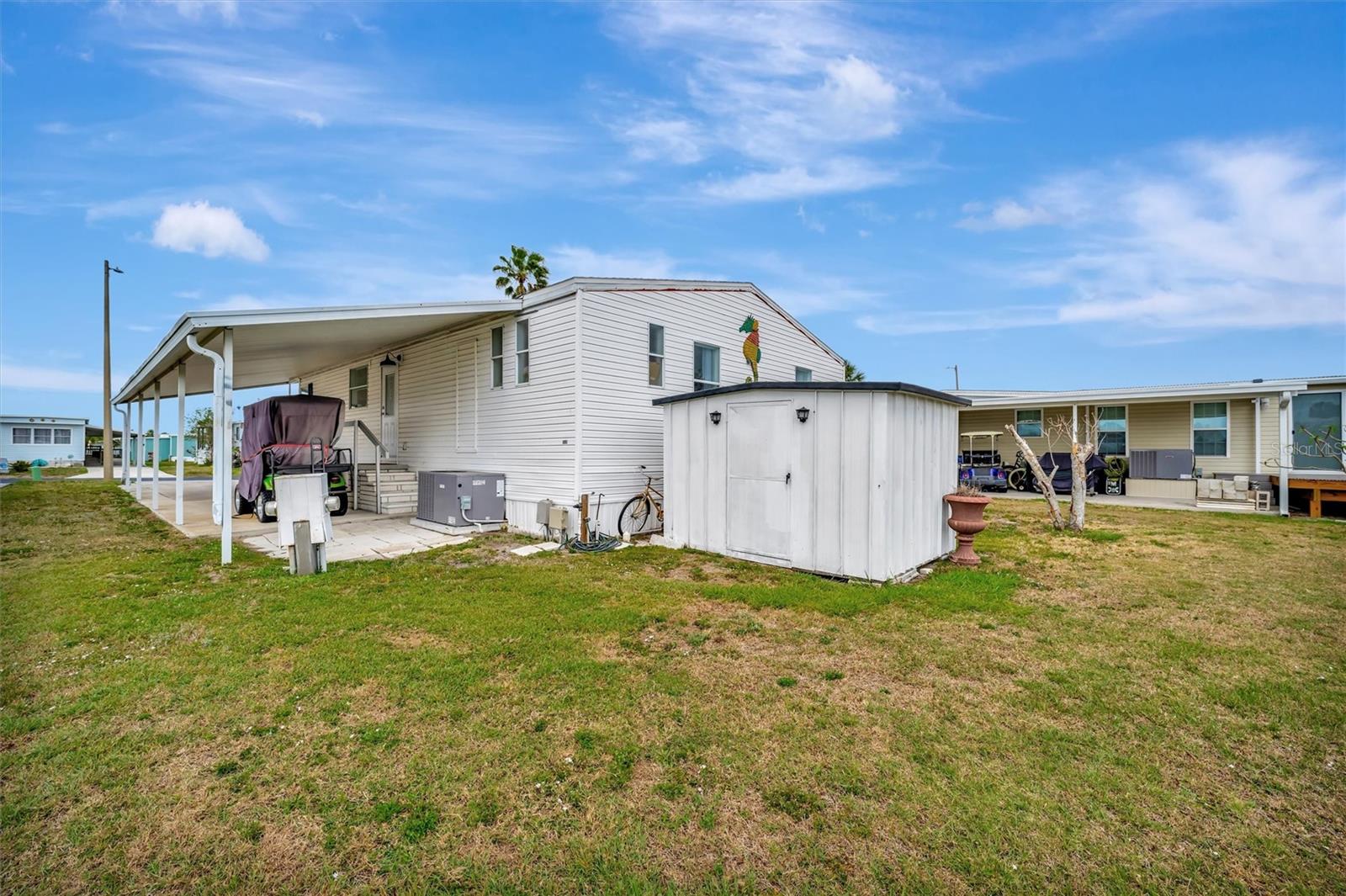 119 E SAINT JOHNS WAY