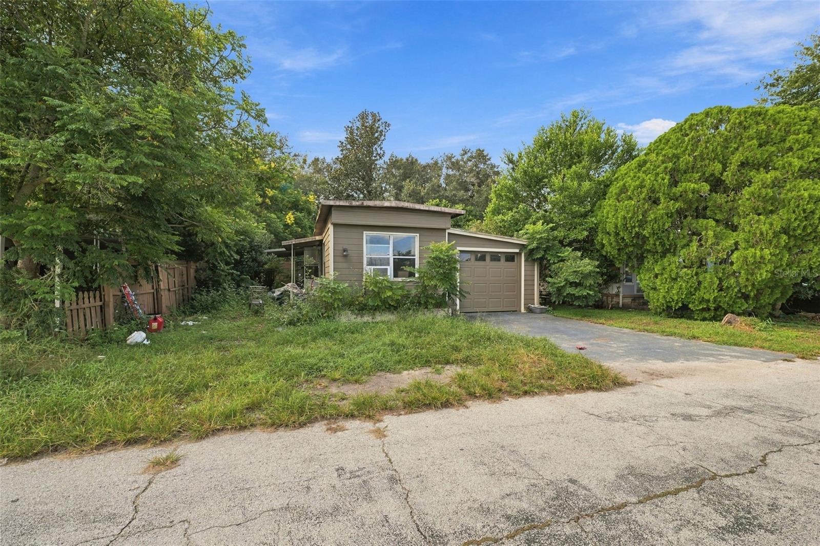 35012 GLOSSON CIR