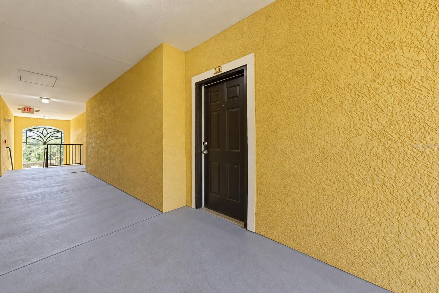 10209 COURTNEY PALMS BLVD #301