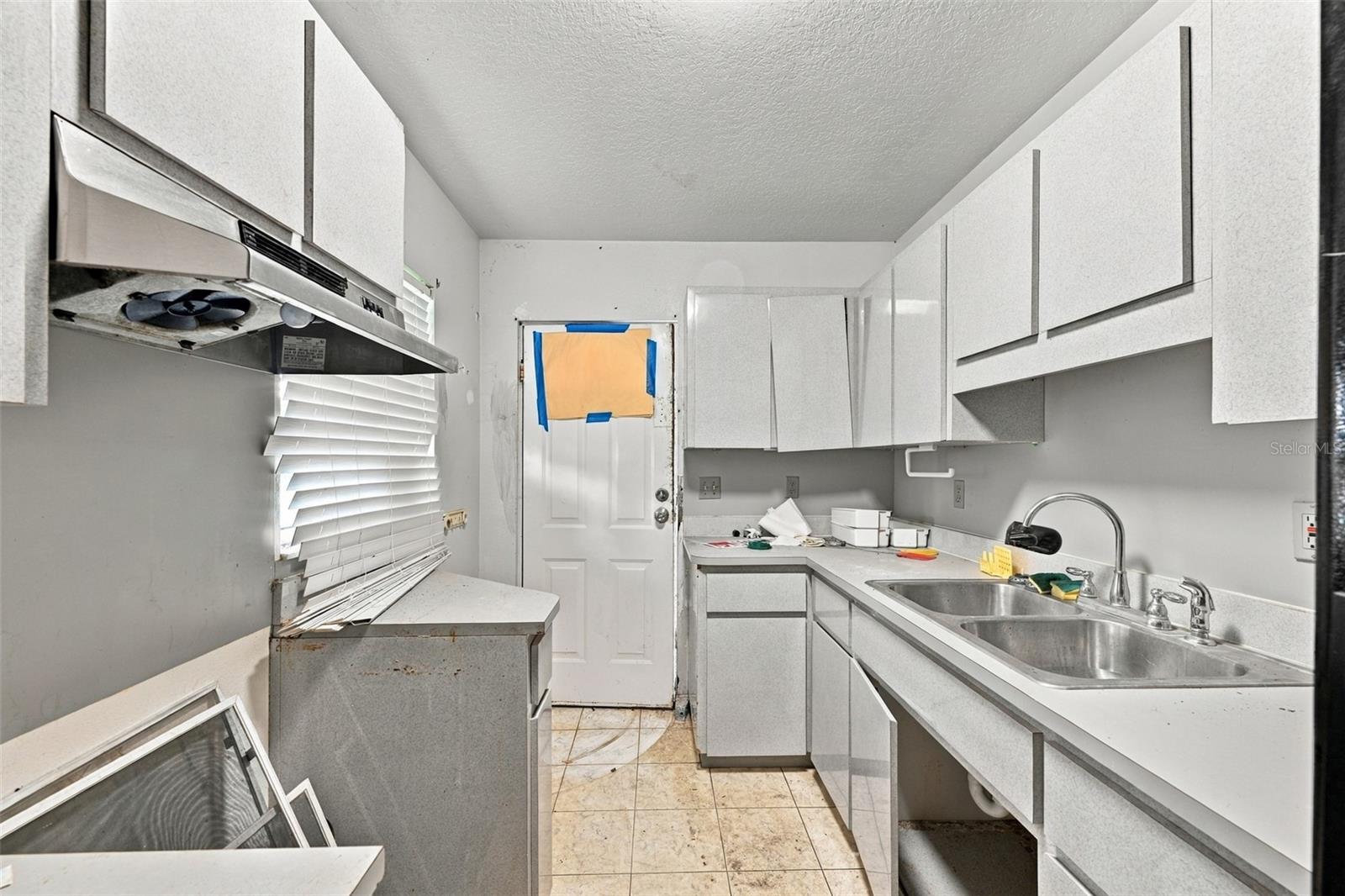 5906 WATSON RD