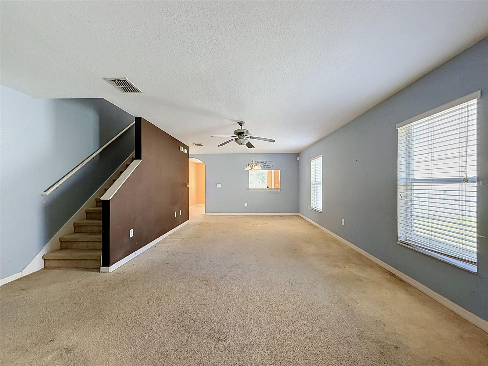 12611 CHENWOOD AVE