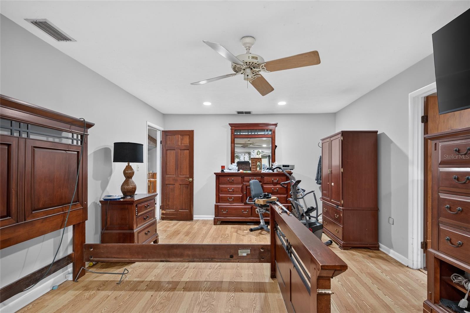 531 GARRARD DR