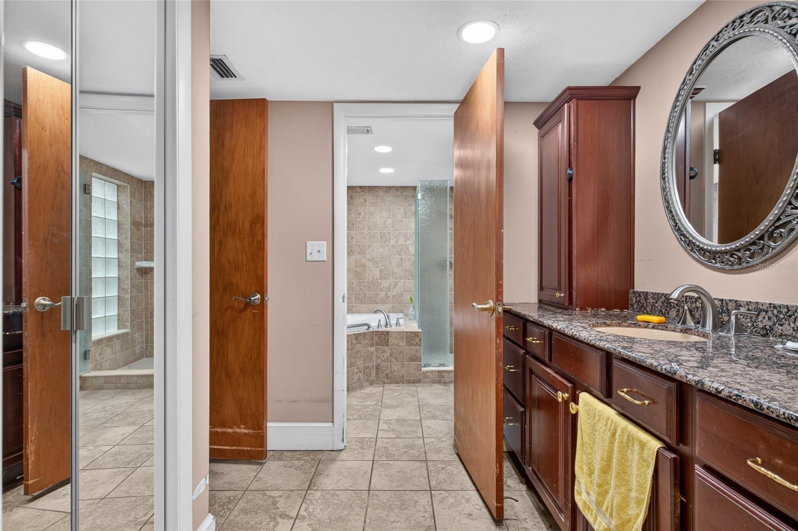 531 GARRARD DR