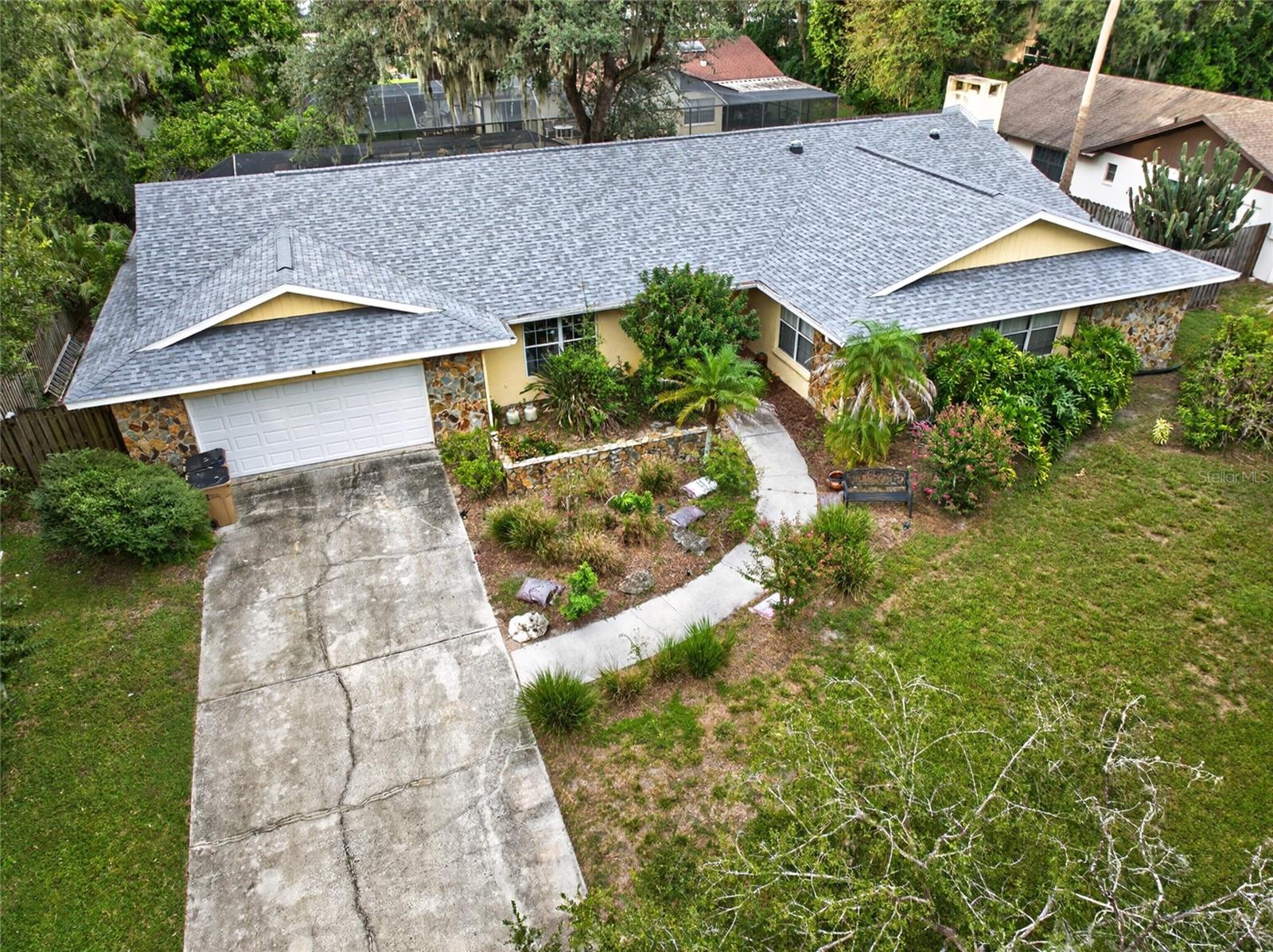531 GARRARD DR
