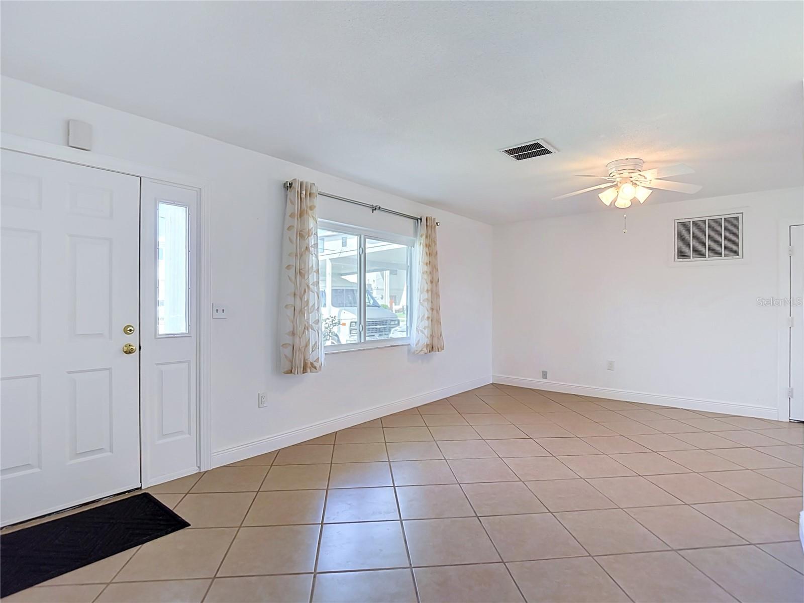 13538 LESLIE DR