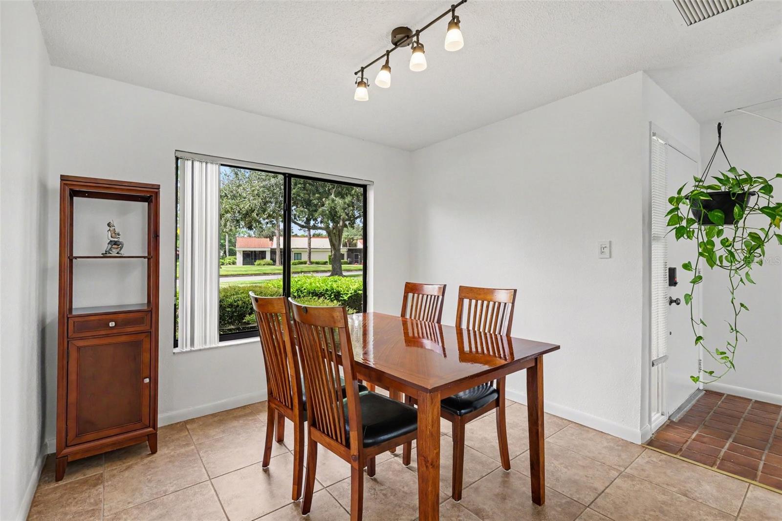 103 VALENCIA CT N