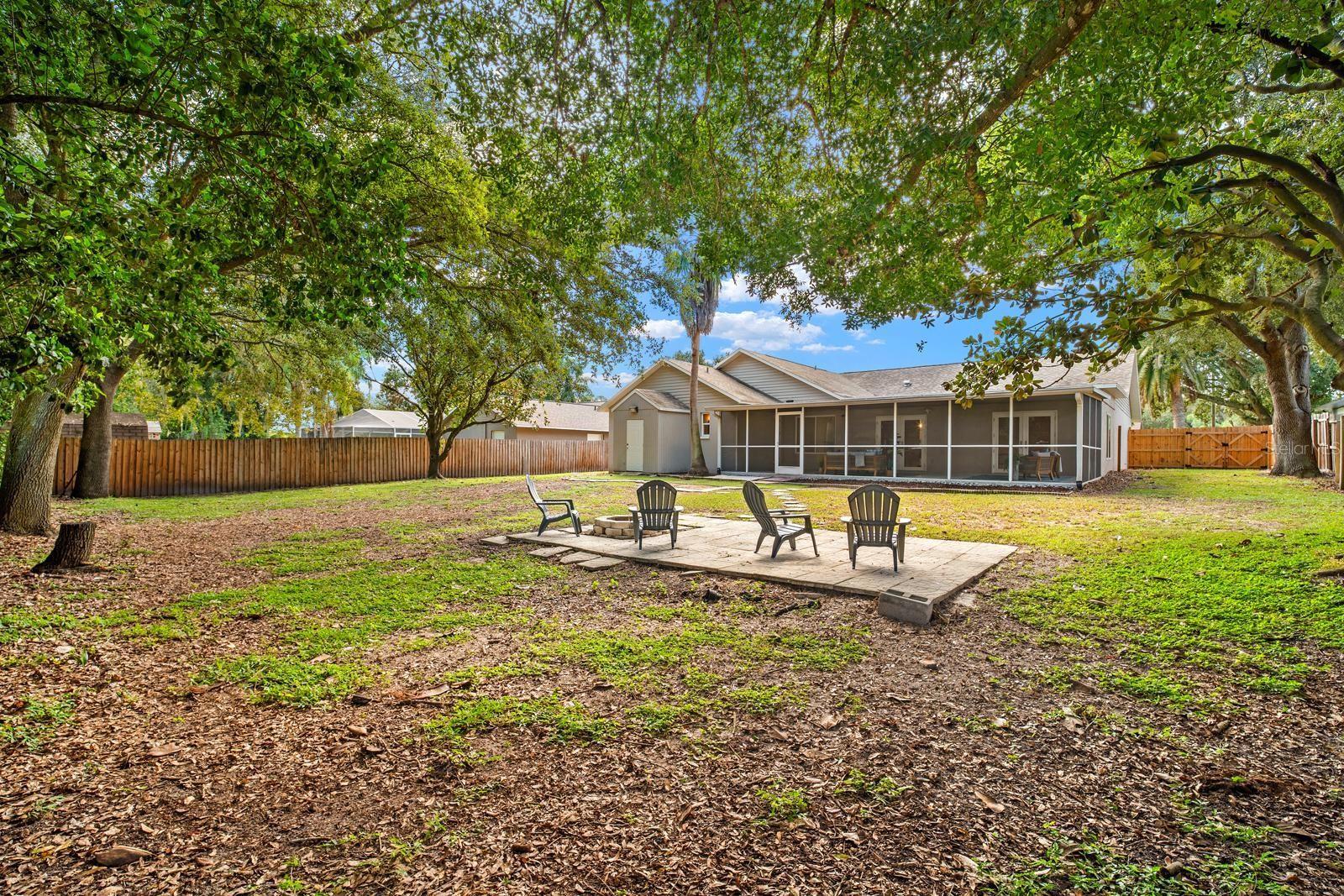 3912 APPLETREE DR