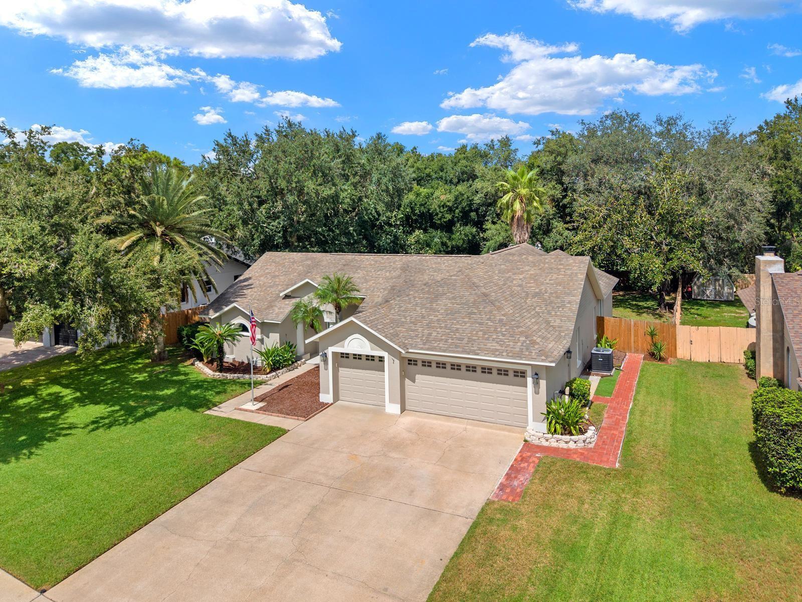 3912 APPLETREE DR
