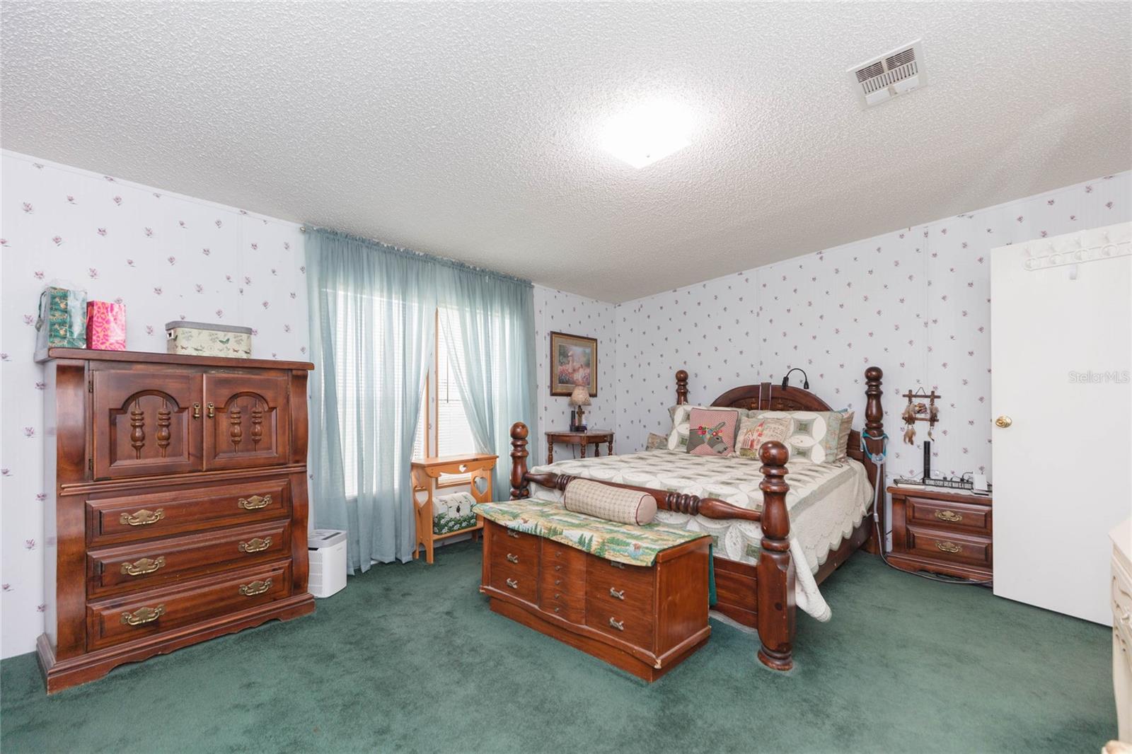 14716 BILLIE LN