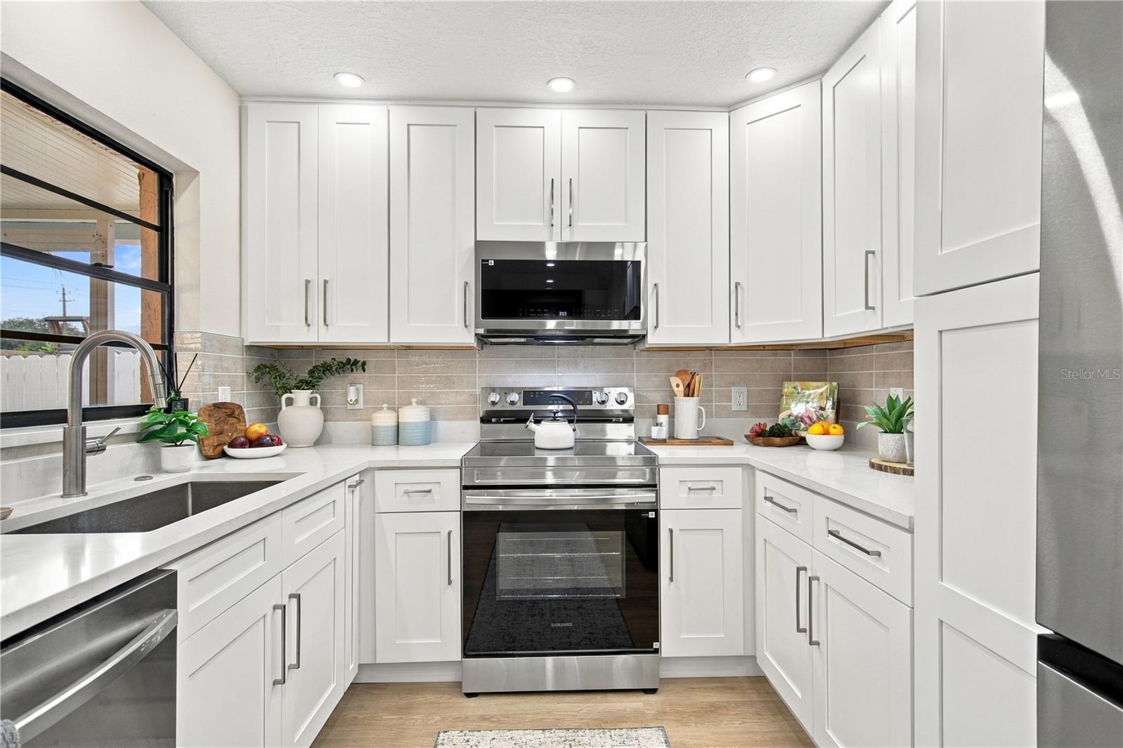 16115 PEBBLEBROOK DR