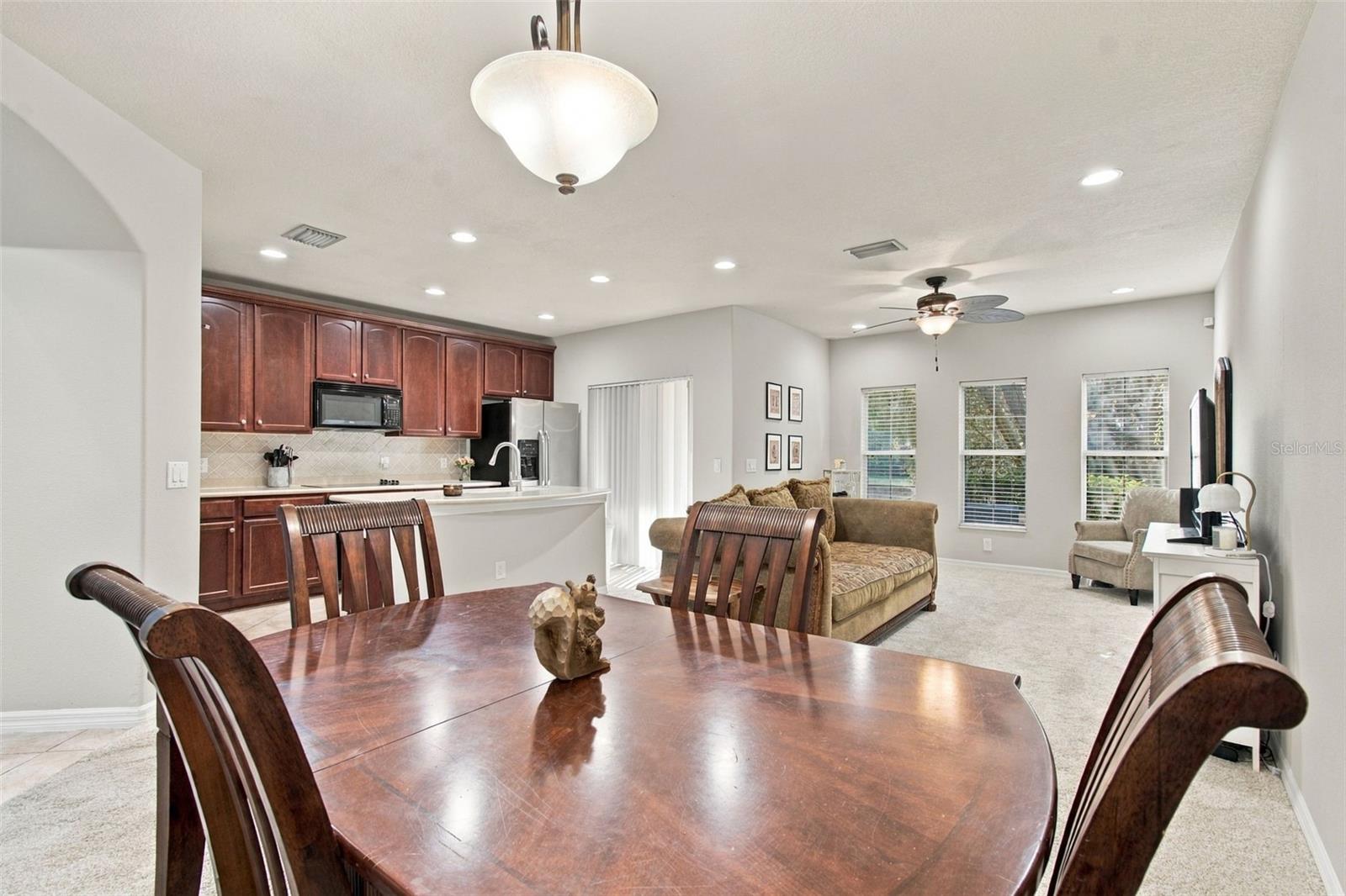 2951 BIRCHCREEK DR