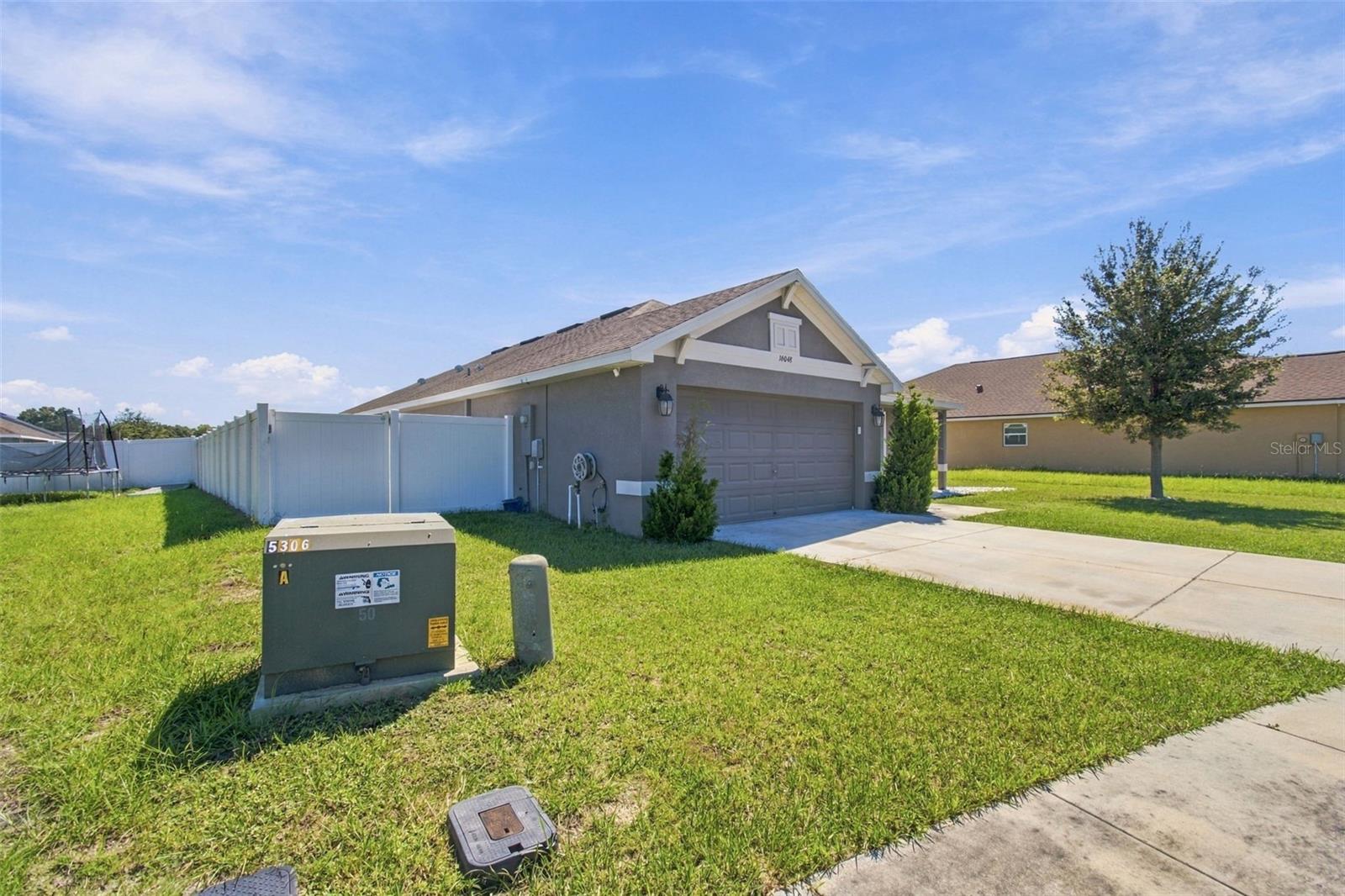 16048 SAWGRASS BREEZE AVE