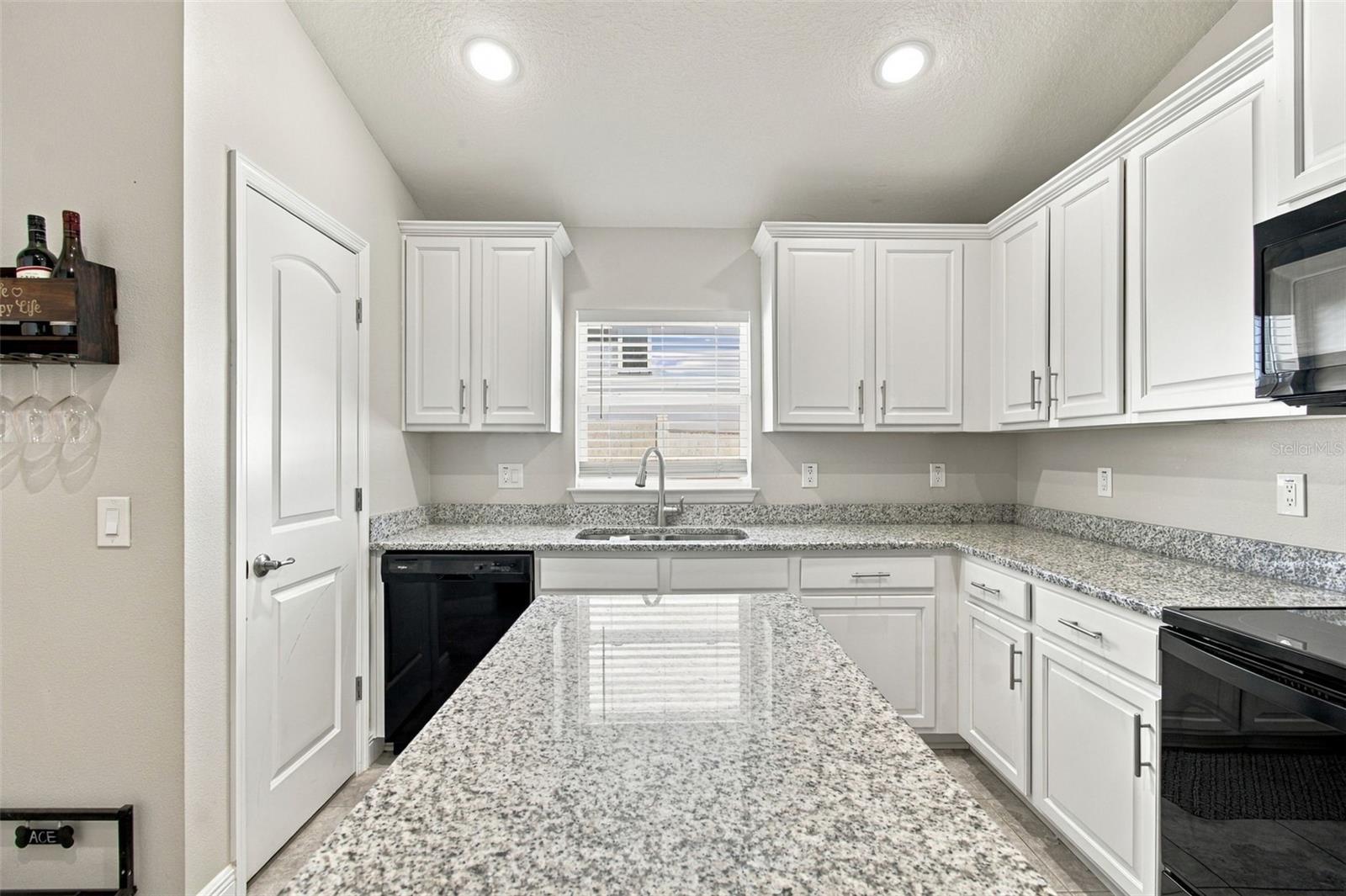 16048 SAWGRASS BREEZE AVE