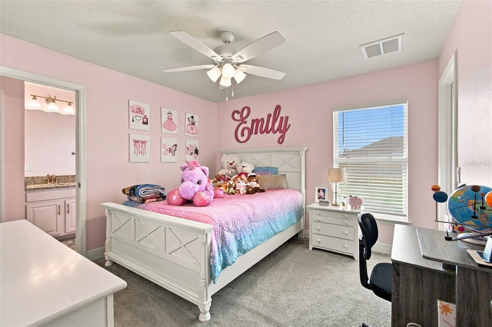 16048 SAWGRASS BREEZE AVE