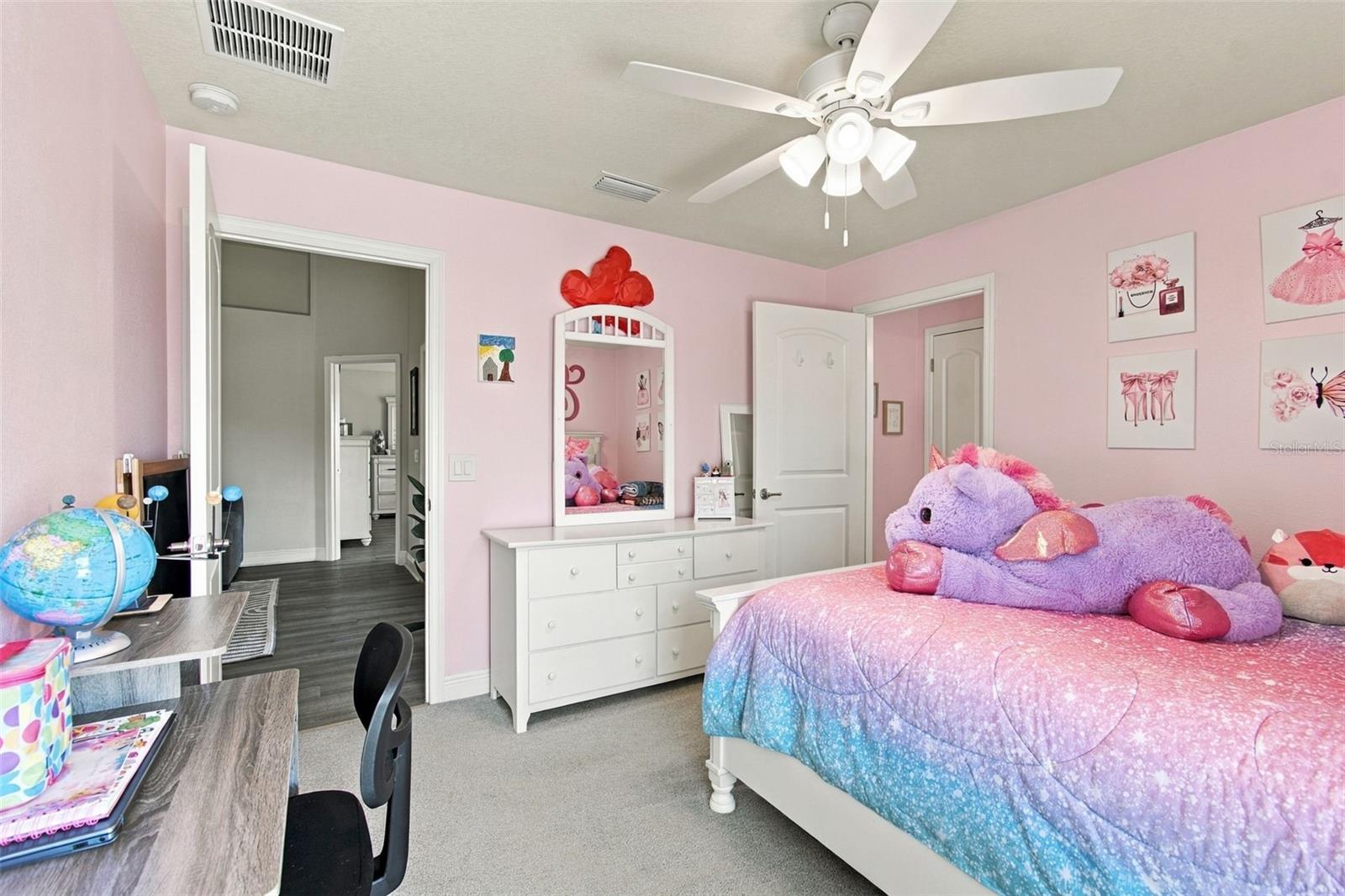 16048 SAWGRASS BREEZE AVE
