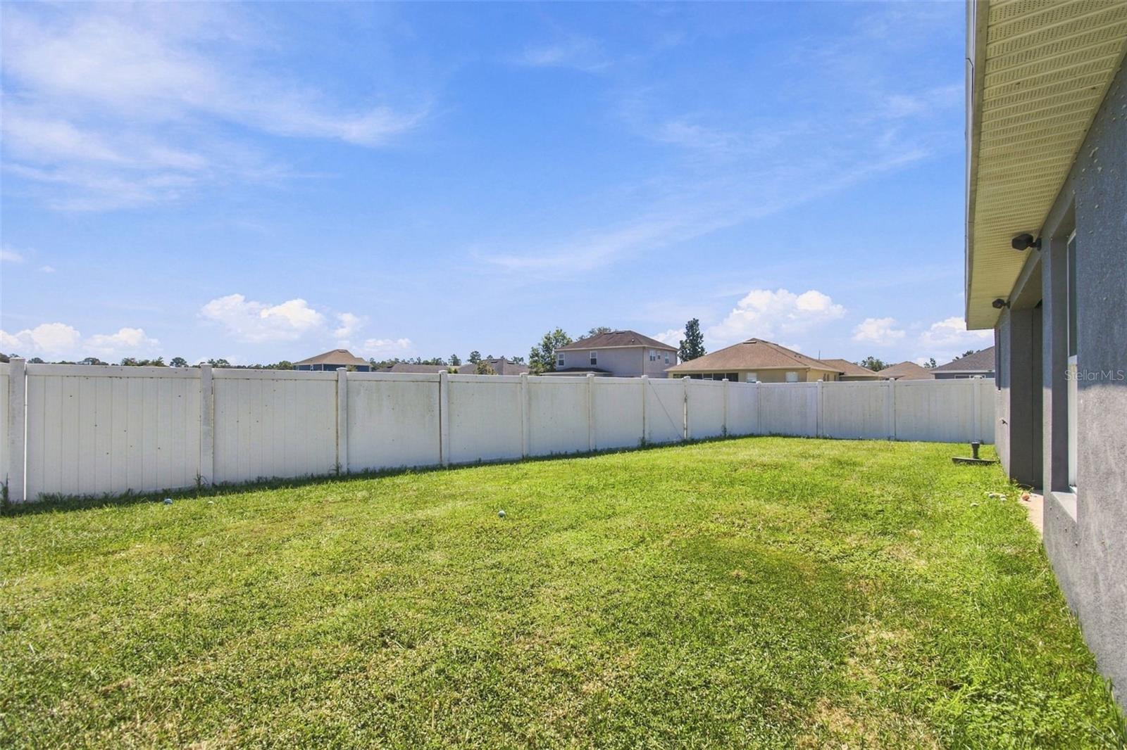 16048 SAWGRASS BREEZE AVE