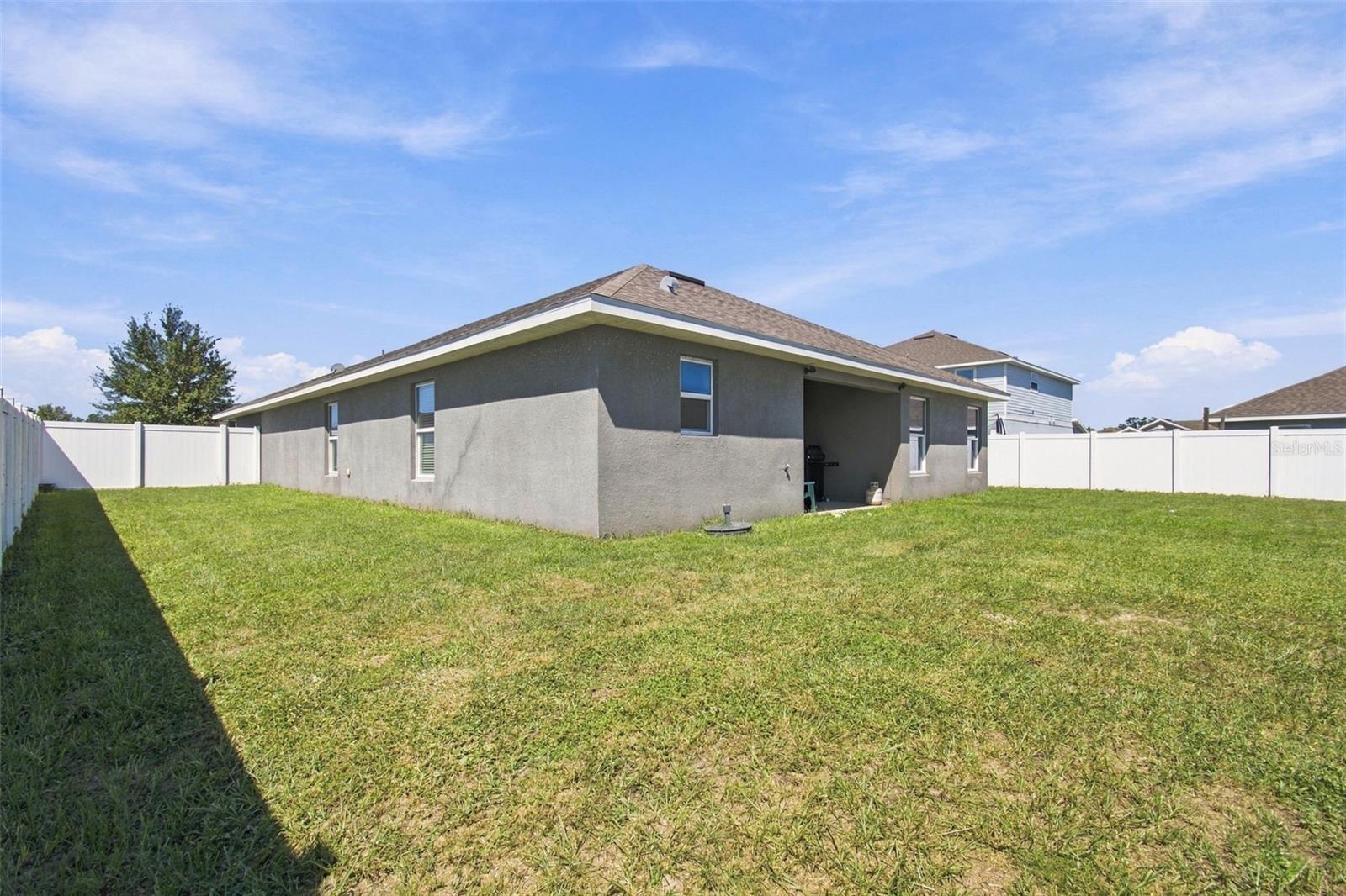 16048 SAWGRASS BREEZE AVE