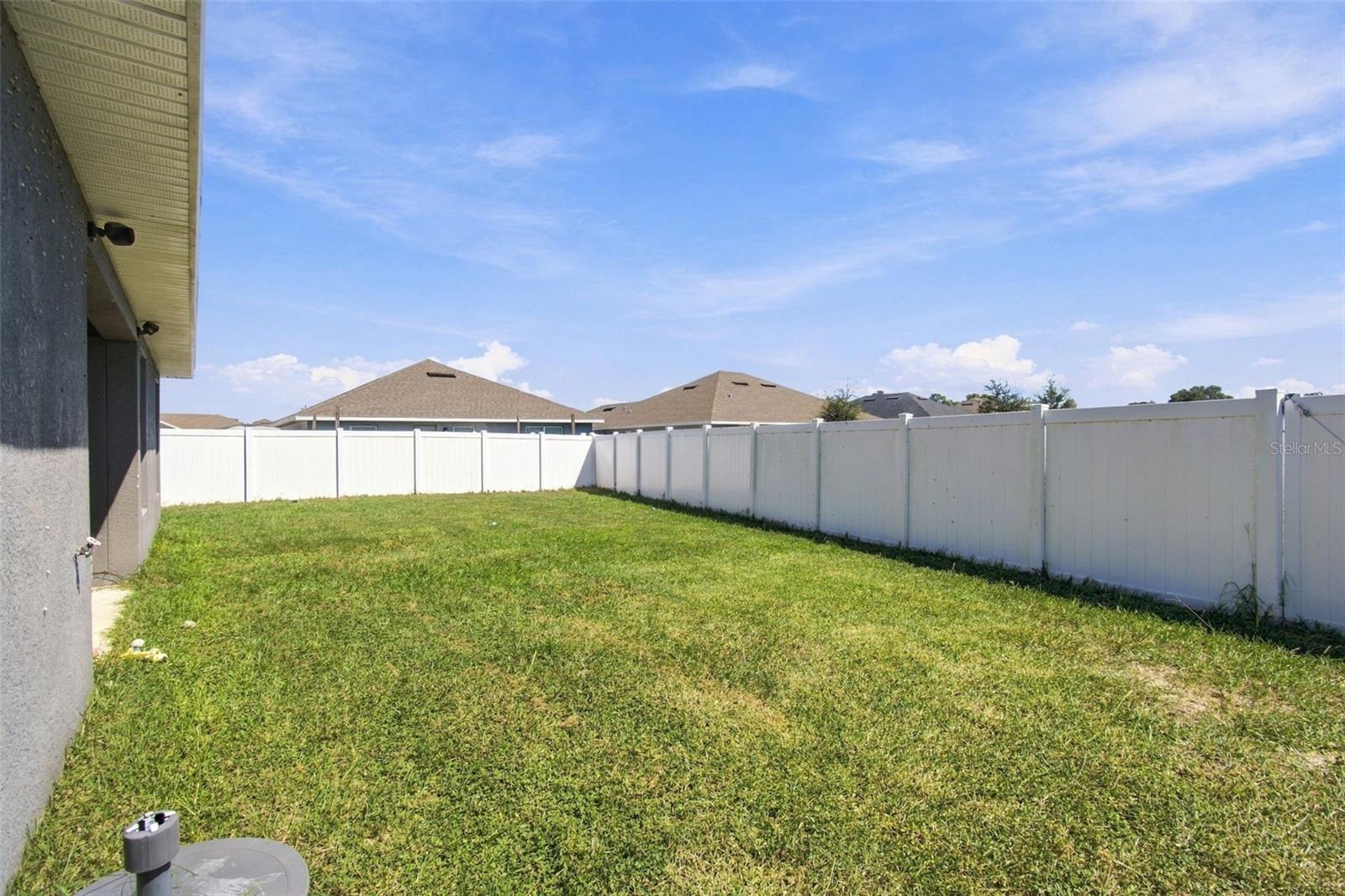 16048 SAWGRASS BREEZE AVE