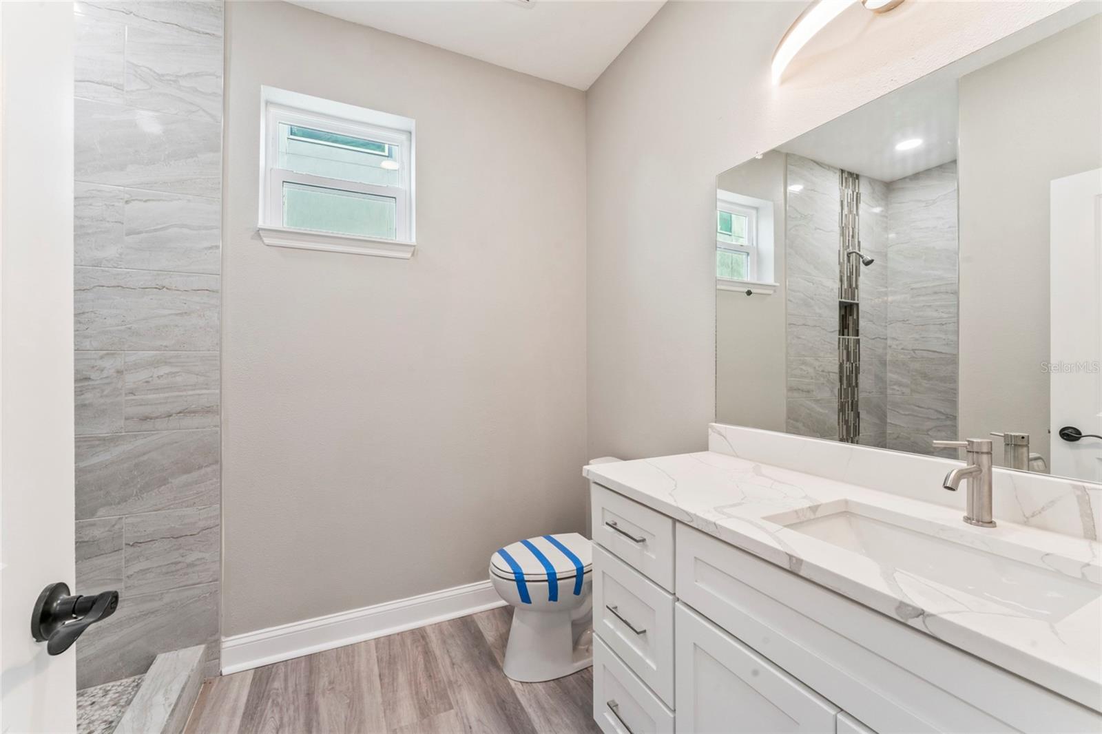 809 W LINEBAUGH AVE #5B