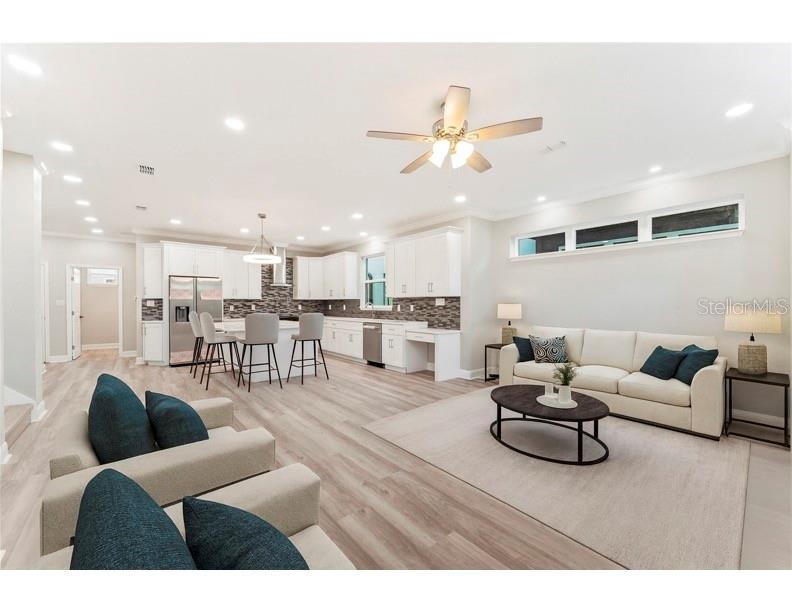 809 W LINEBAUGH AVE #5B