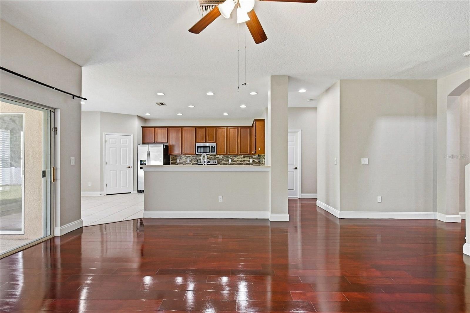 11123 OYSTER BAY CIR
