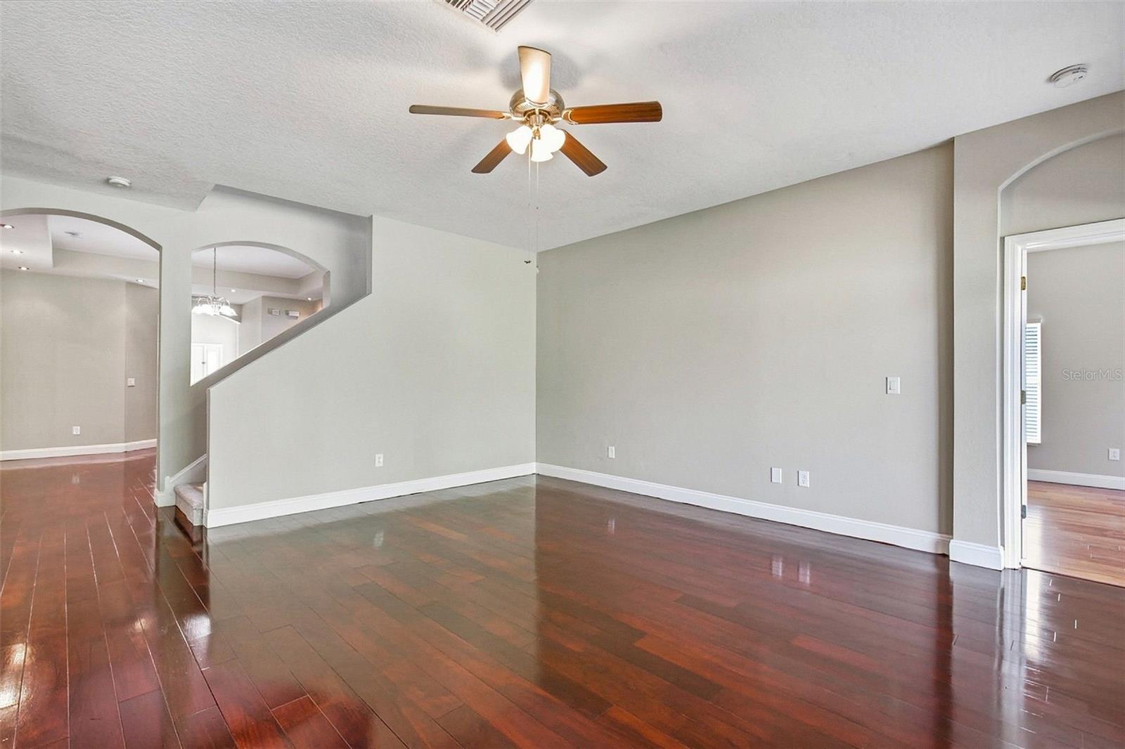 11123 OYSTER BAY CIR