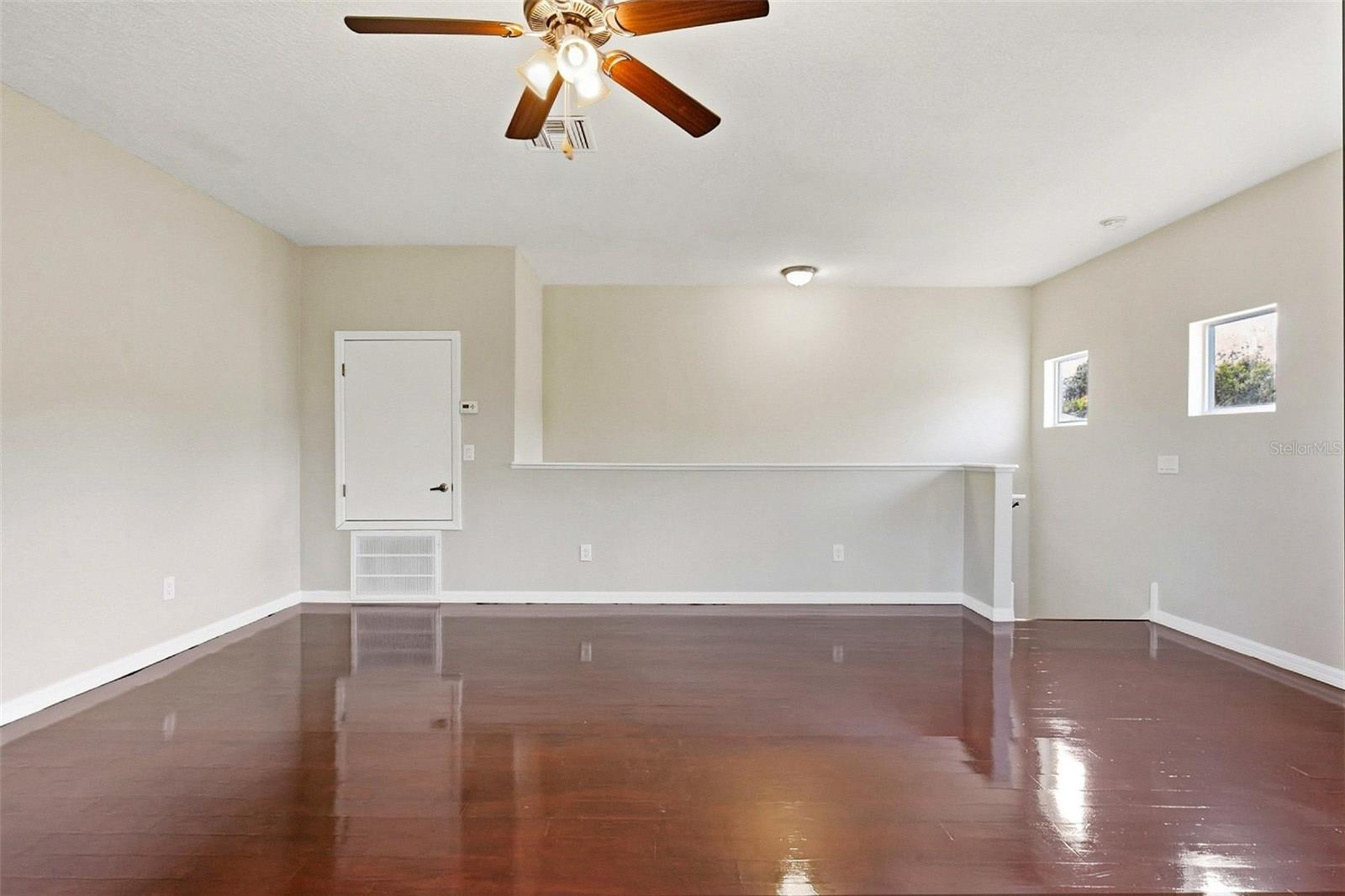 11123 OYSTER BAY CIR