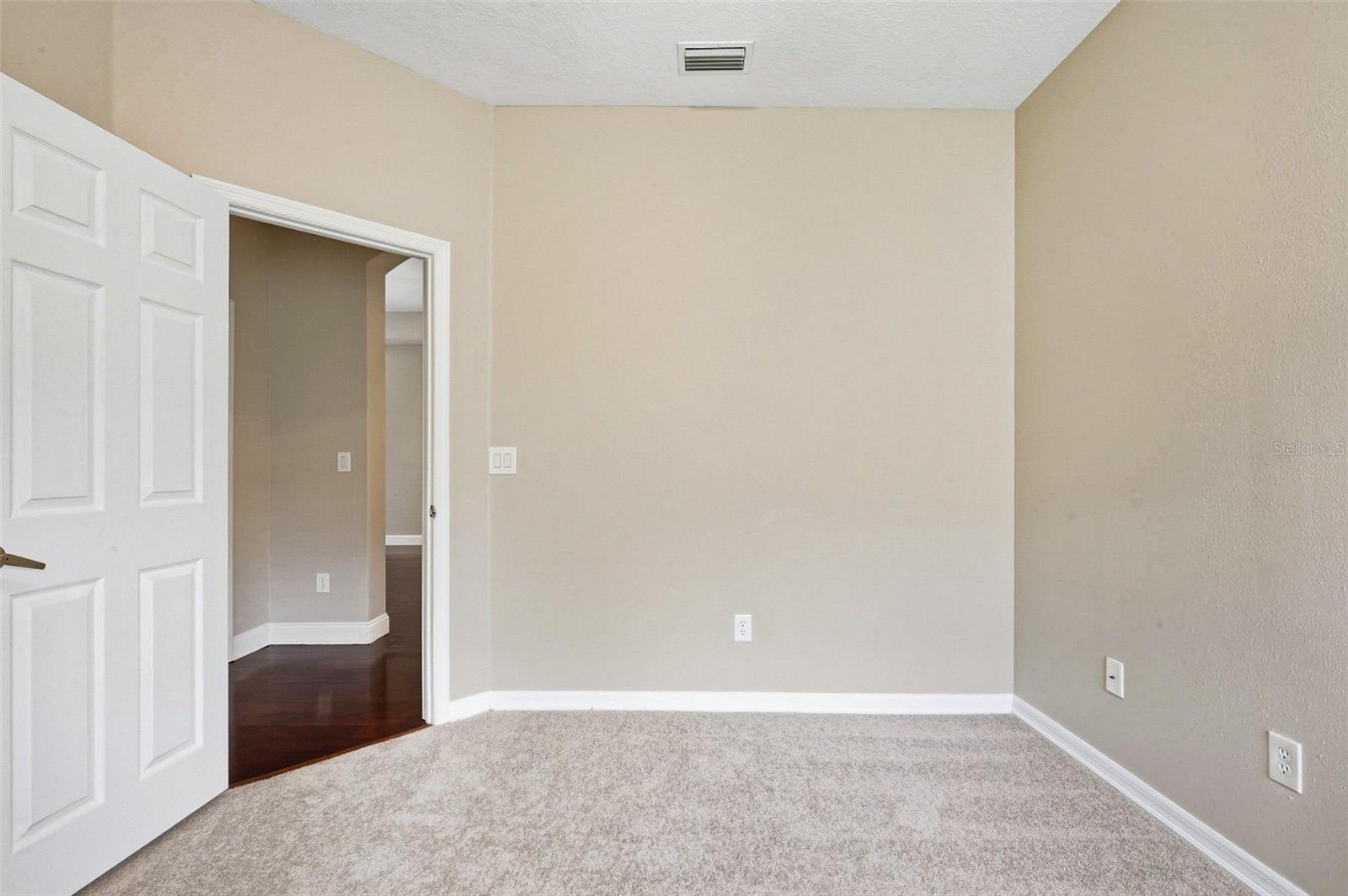 11123 OYSTER BAY CIR