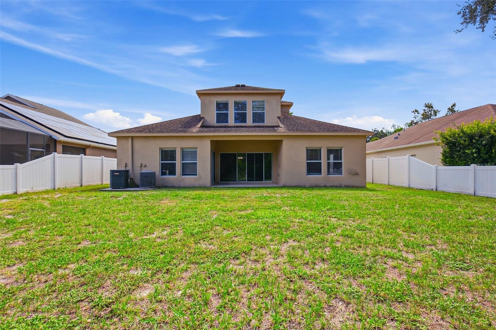 11123 OYSTER BAY CIR