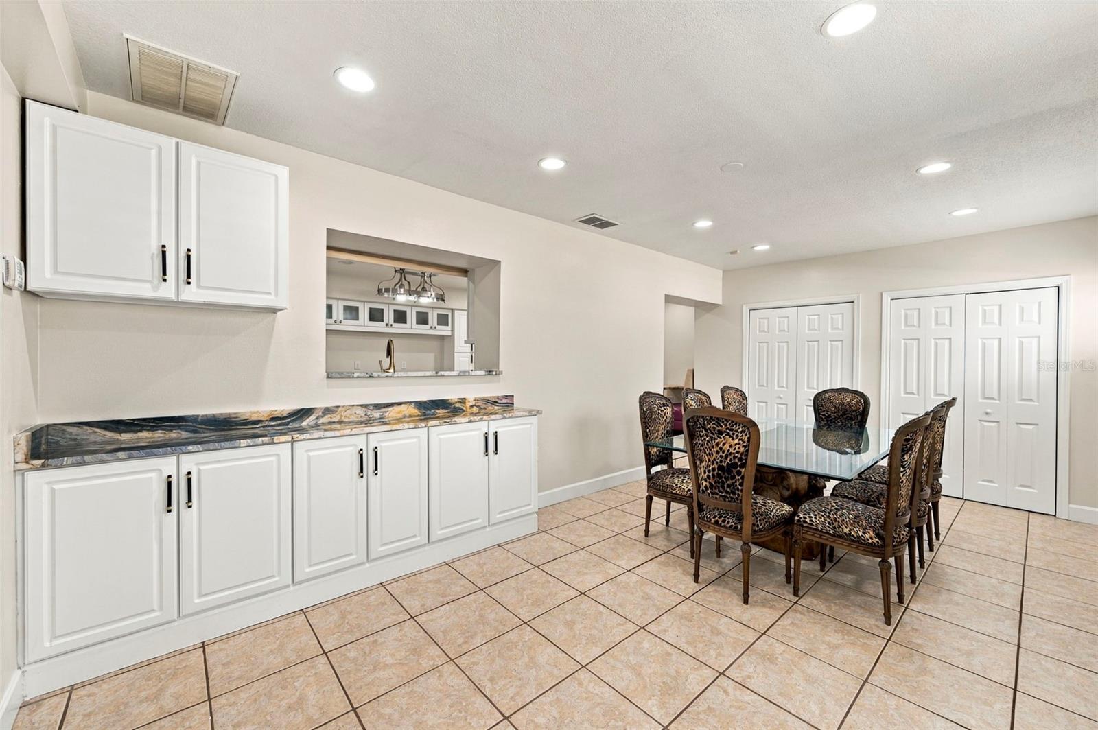 115 HICKORY CREEK DR