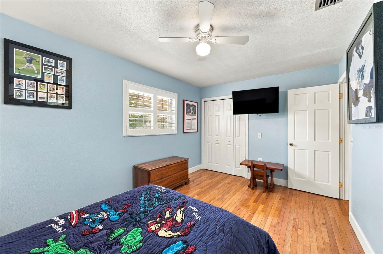 115 HICKORY CREEK DR