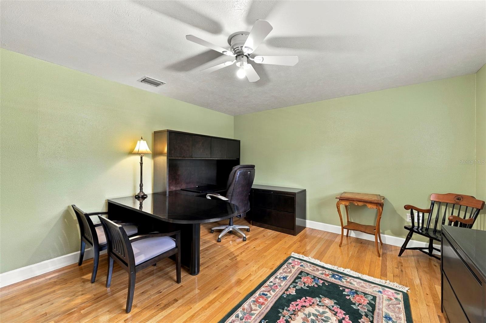 115 HICKORY CREEK DR