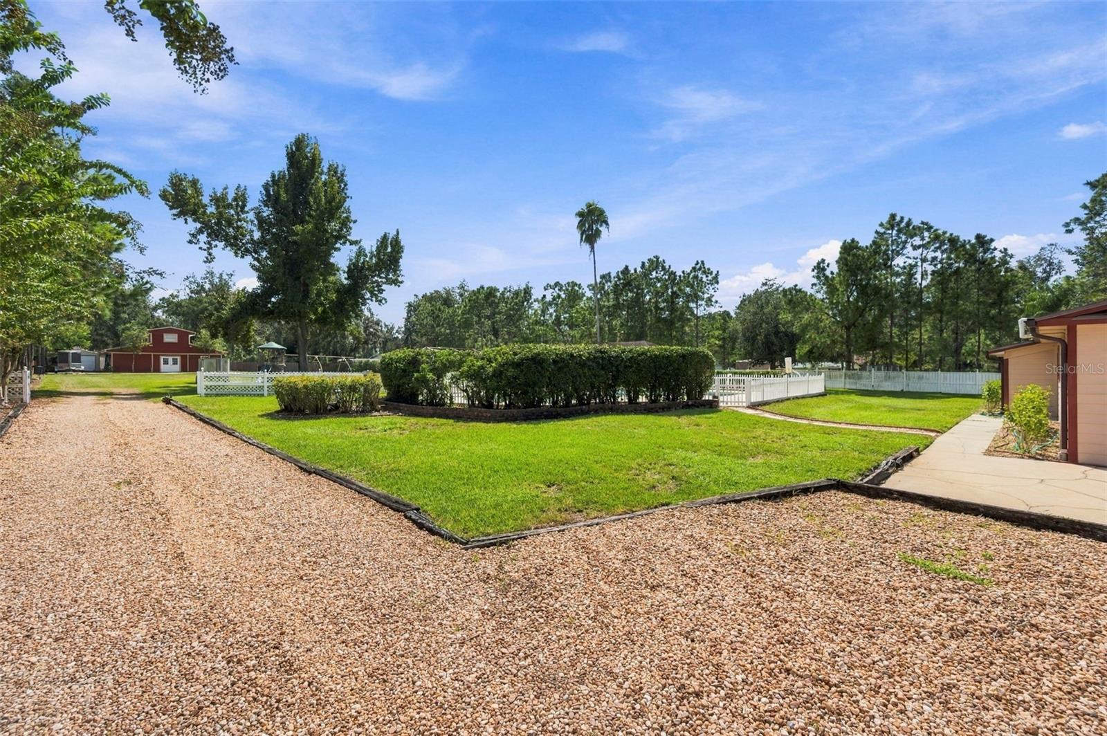 115 HICKORY CREEK DR
