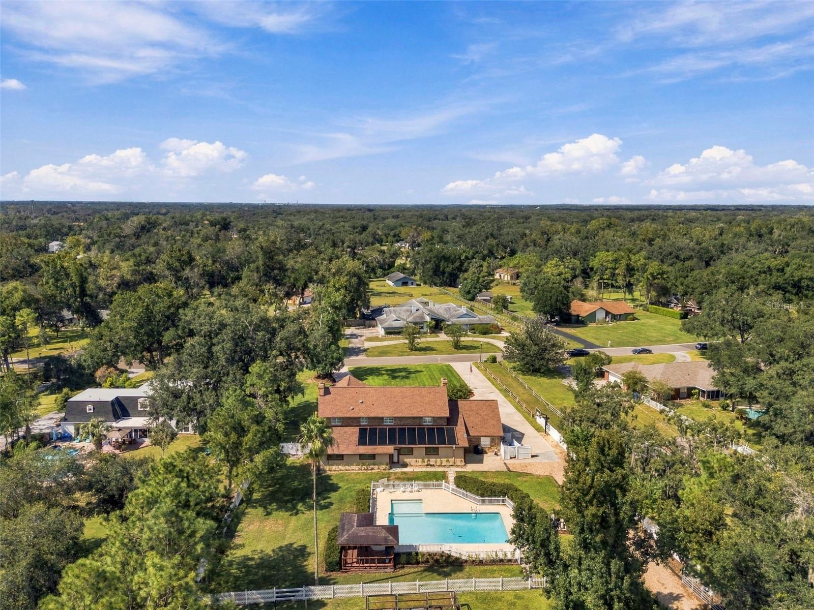 115 HICKORY CREEK DR