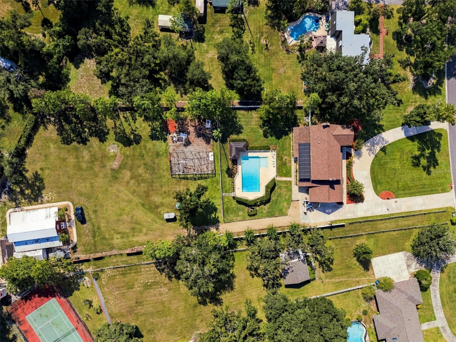 115 HICKORY CREEK DR