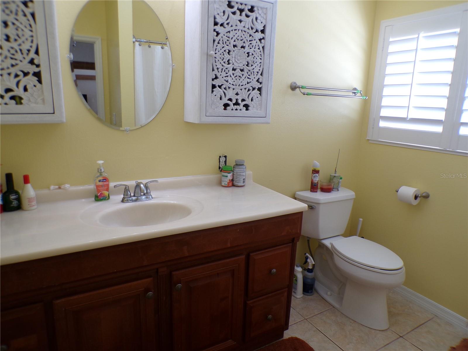 115 HICKORY CREEK DR